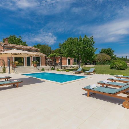 Holiday Home Villa Bernard By Interhome Ровінь Екстер'єр фото