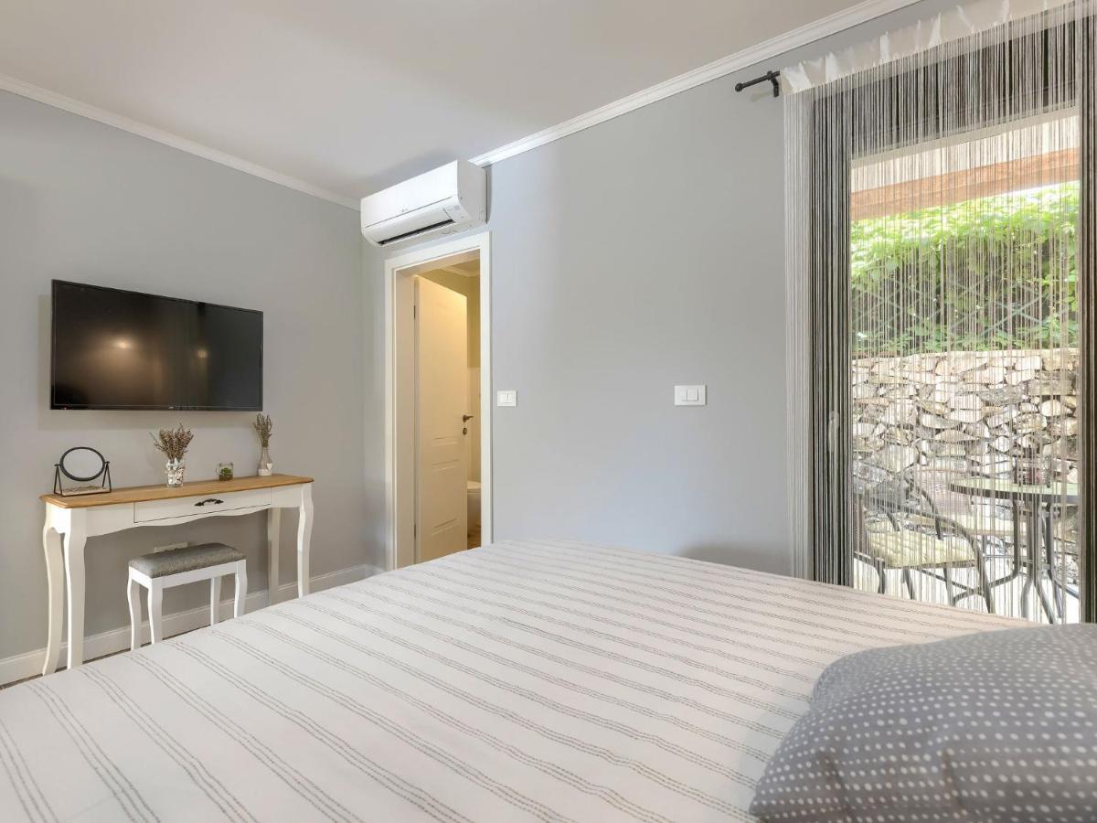 Holiday Home Villa Bernard By Interhome Ровінь Екстер'єр фото