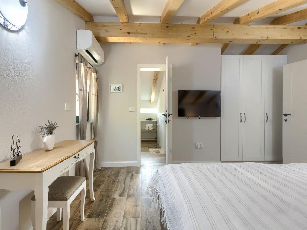 Holiday Home Villa Bernard By Interhome Ровінь Екстер'єр фото