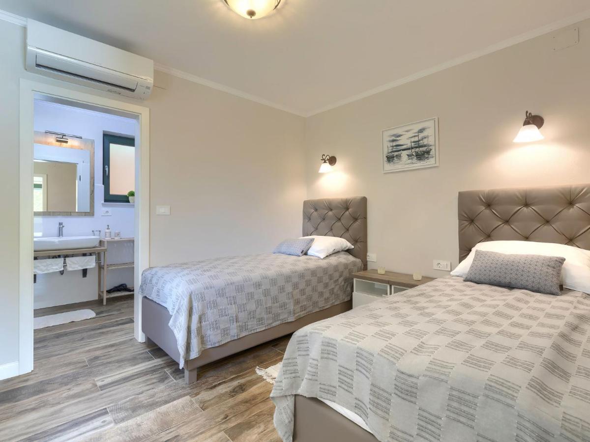 Holiday Home Villa Bernard By Interhome Ровінь Екстер'єр фото