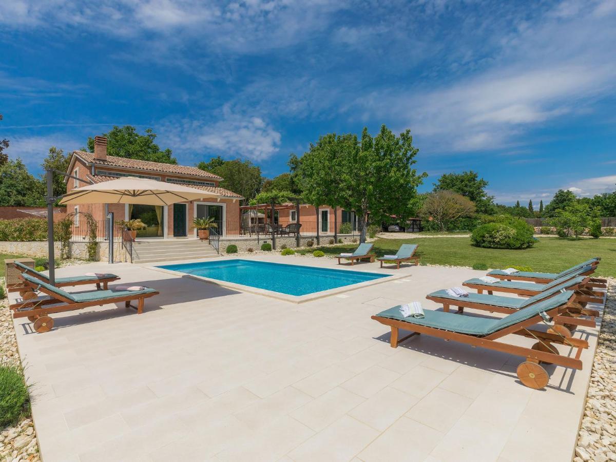 Holiday Home Villa Bernard By Interhome Ровінь Екстер'єр фото